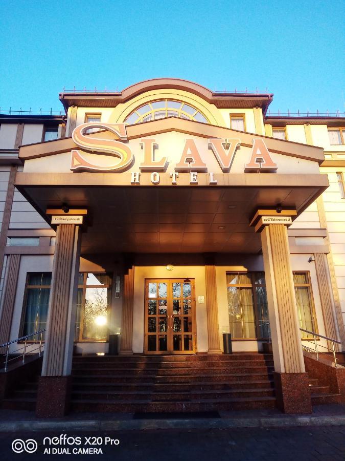 Slava Hotel Zaporizhia Exterior photo