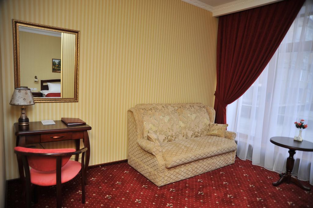 Slava Hotel Zaporizhia Exterior photo