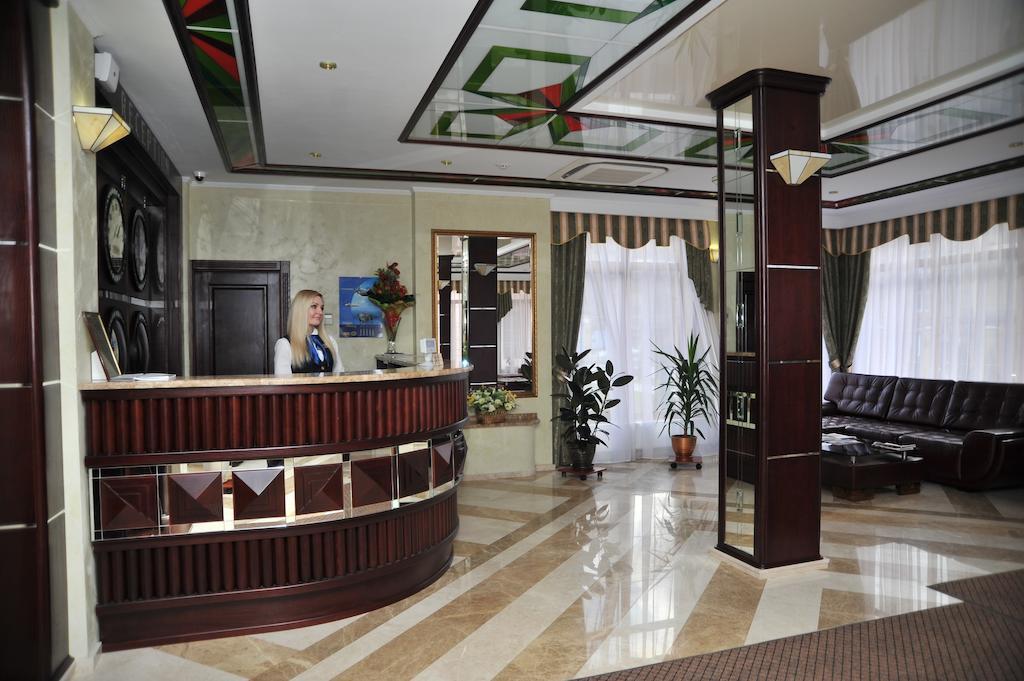 Slava Hotel Zaporizhia Exterior photo