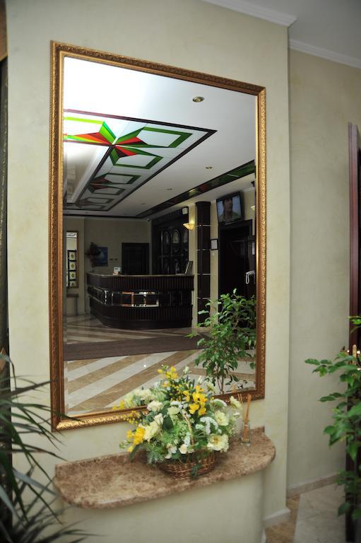 Slava Hotel Zaporizhia Exterior photo