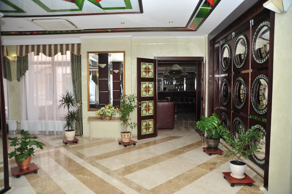 Slava Hotel Zaporizhia Exterior photo