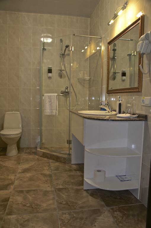 Slava Hotel Zaporizhia Room photo