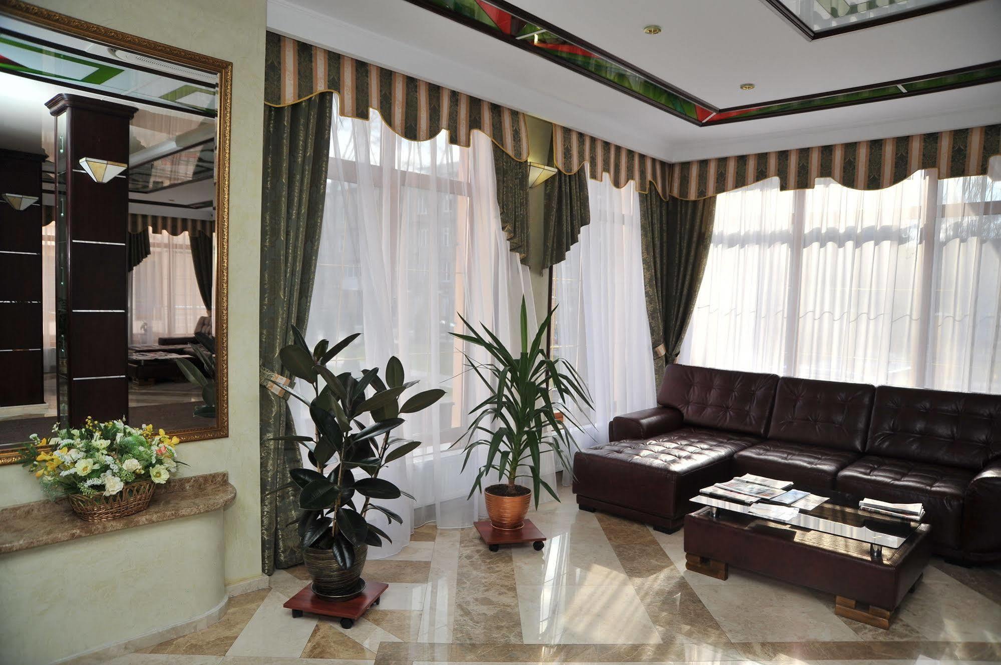 Slava Hotel Zaporizhia Exterior photo