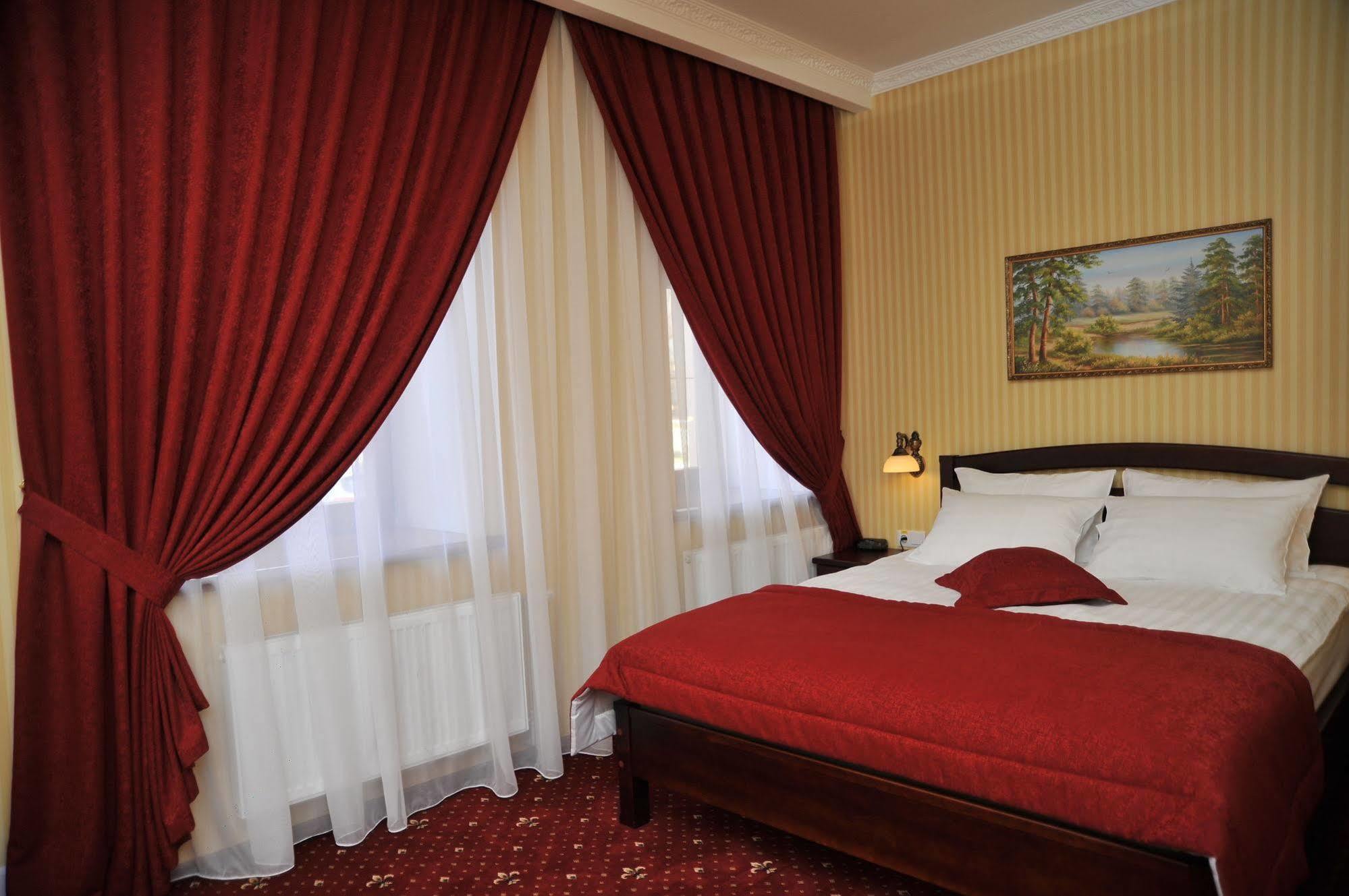 Slava Hotel Zaporizhia Exterior photo